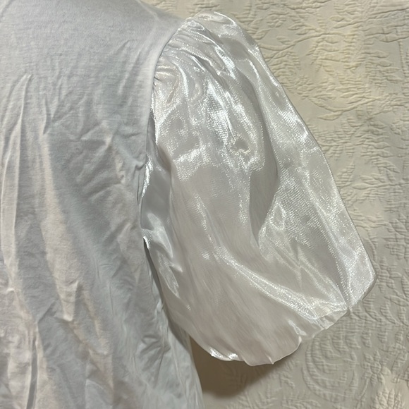 CeCe Iridescent White Puff‎ Sleeve Top - Picture 9 of 12